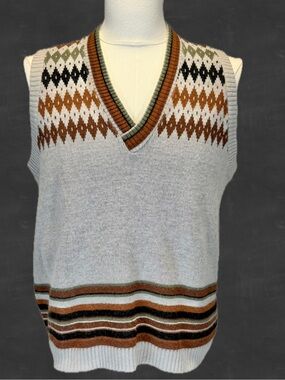 VINTAGE 70s Sears Kings Road men’s sweater vest v neck argyle diamond preppy L